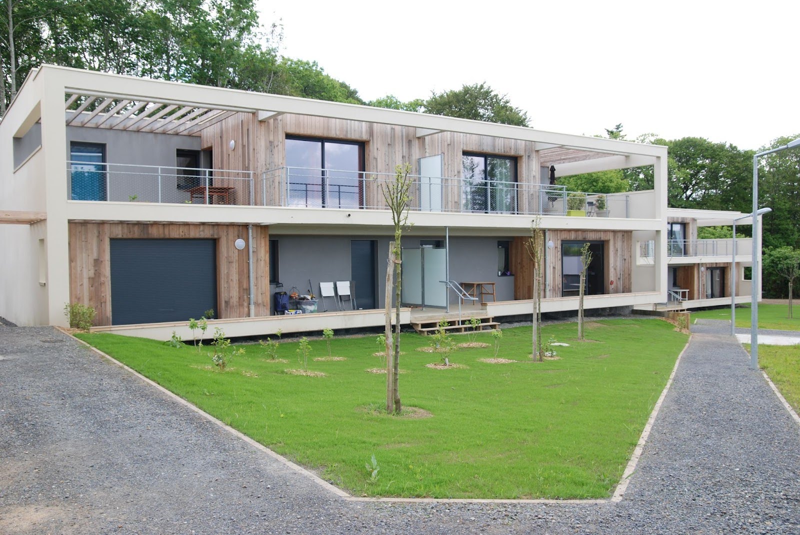 Façade d'un pavillon de plain-pied géré par Armorique Habitat dans une commune du Finistère